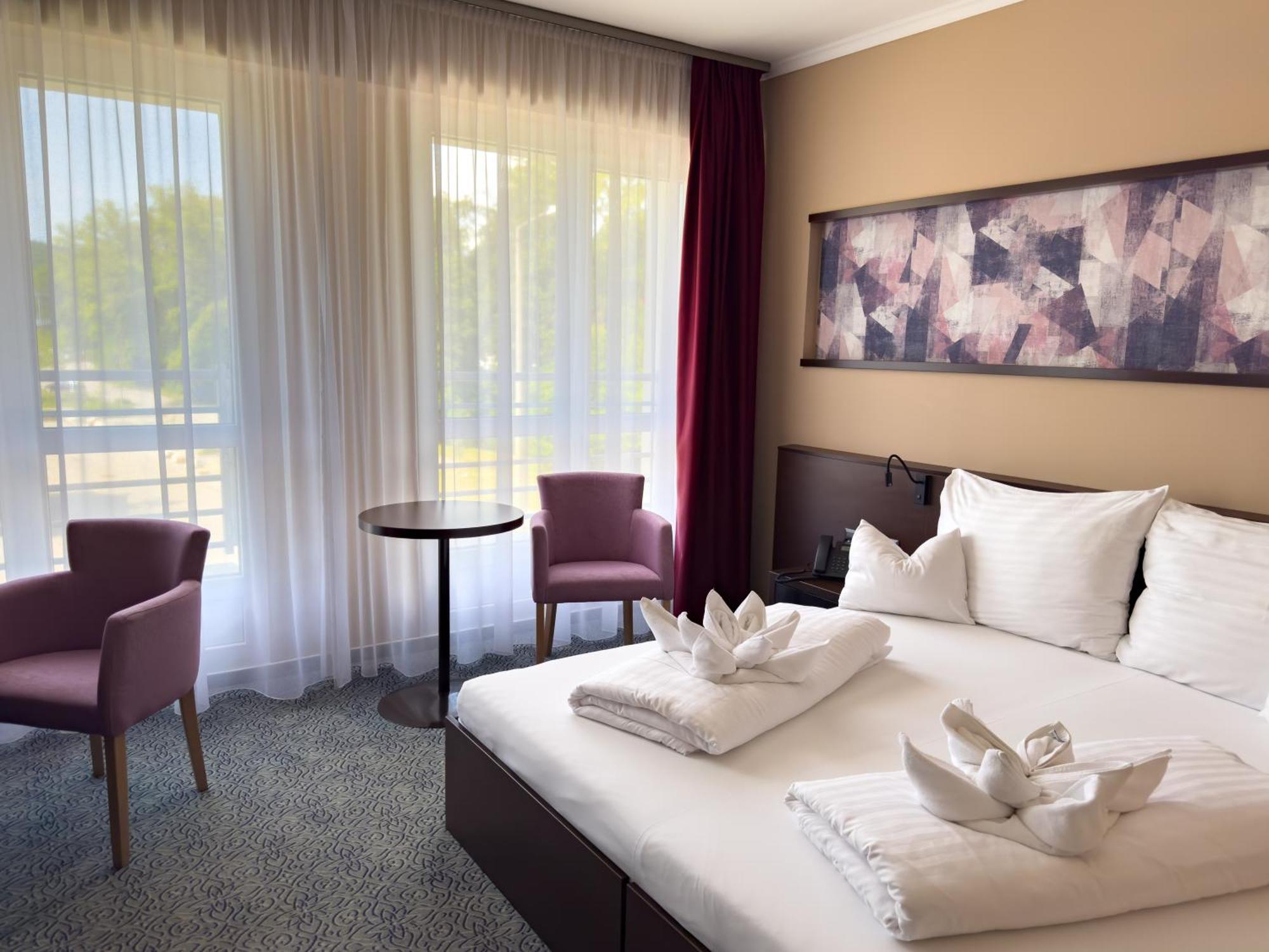Hotel Aurora Мішкольц Екстер'єр фото