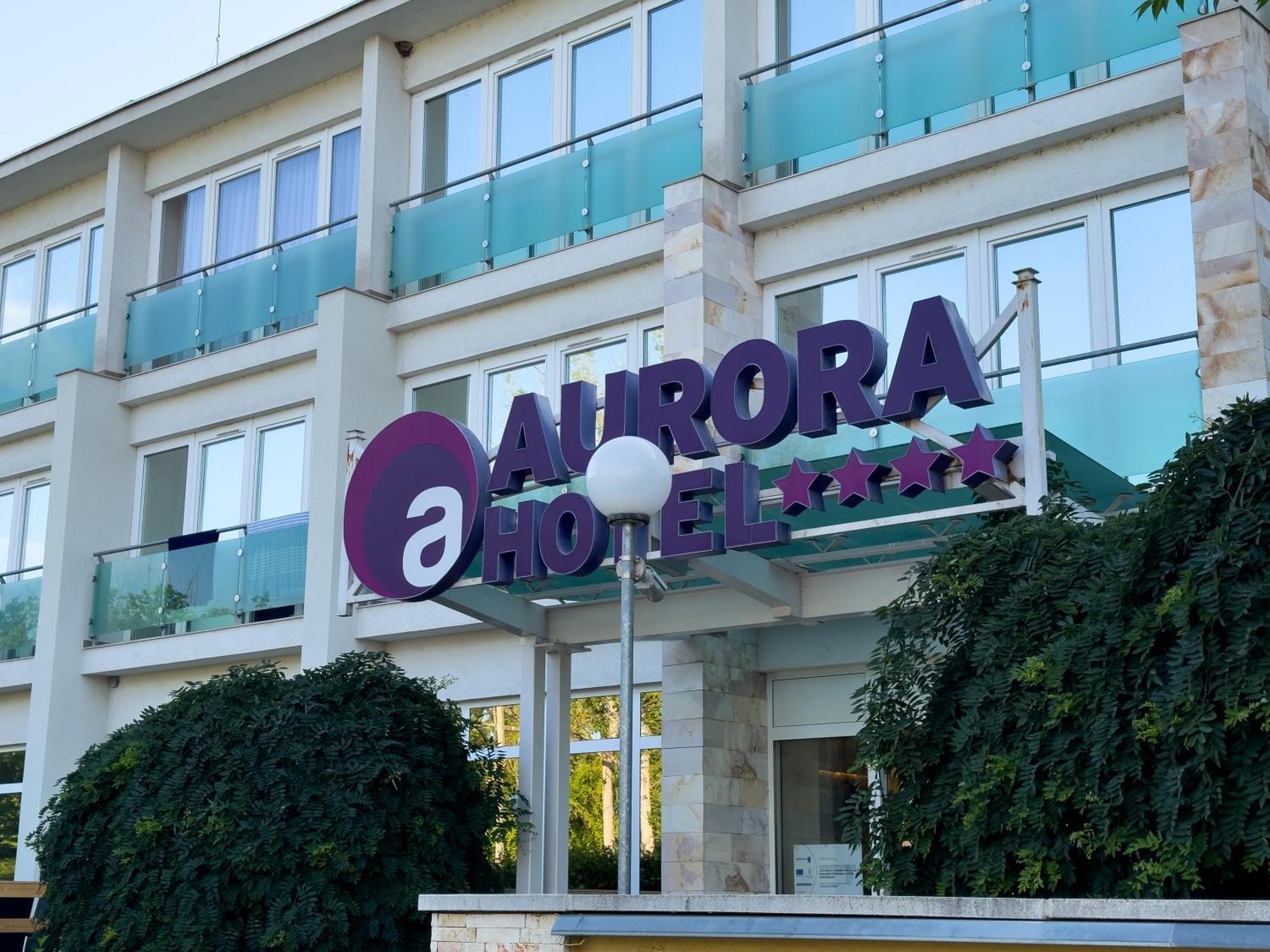 Hotel Aurora Мішкольц Екстер'єр фото