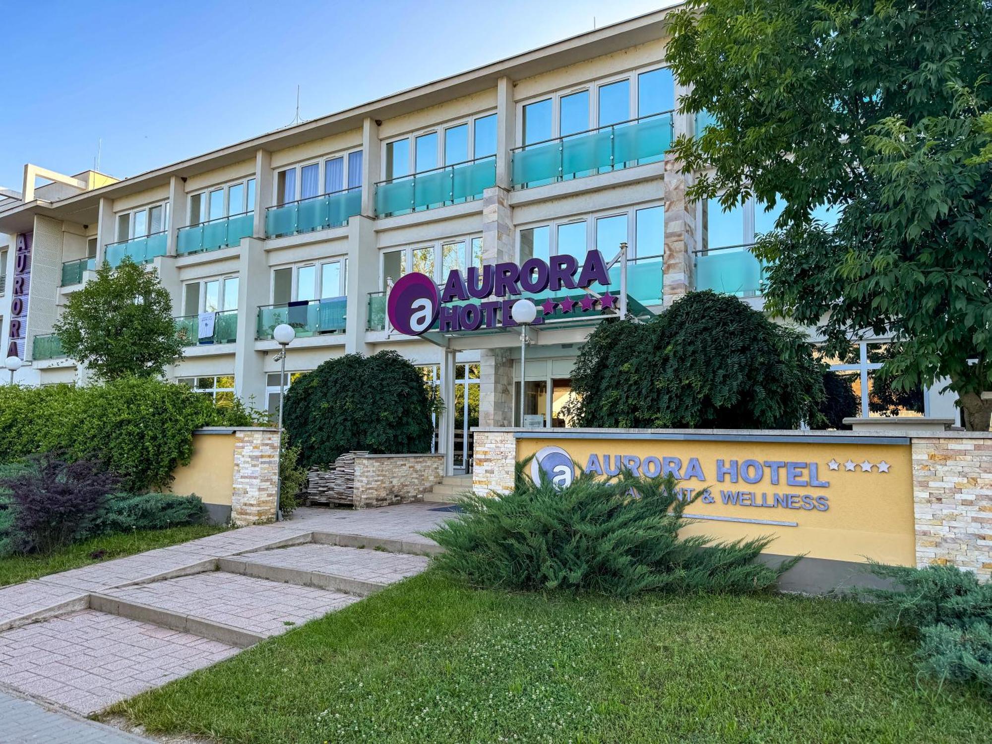 Hotel Aurora Мішкольц Екстер'єр фото